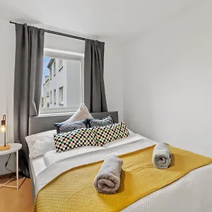Апартаменты Perfect Location, 2 Min To Main Station, Вена